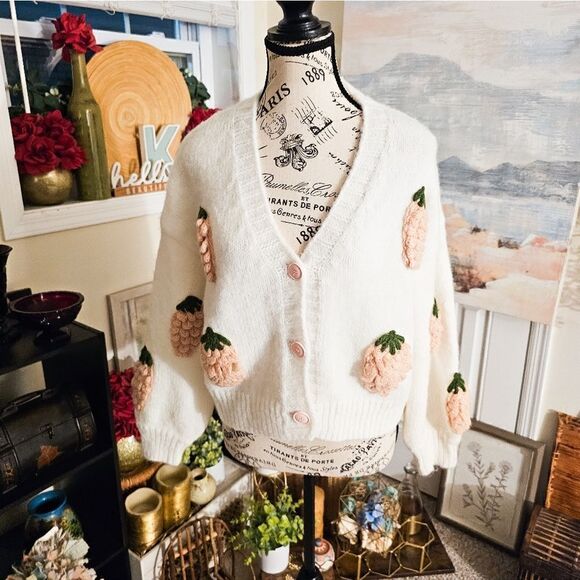 Golden Days Paris Acrylic Blend Pink & White Strawberry Cropped Cardigan. - Picture 1 of 15